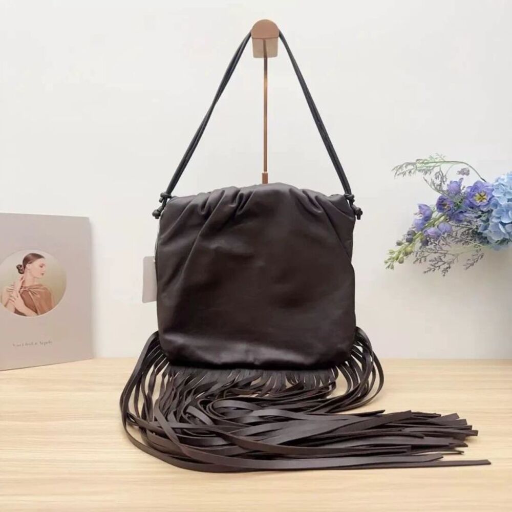 Bottega Veneta Women Pre-Loved Bag Very Good Condition